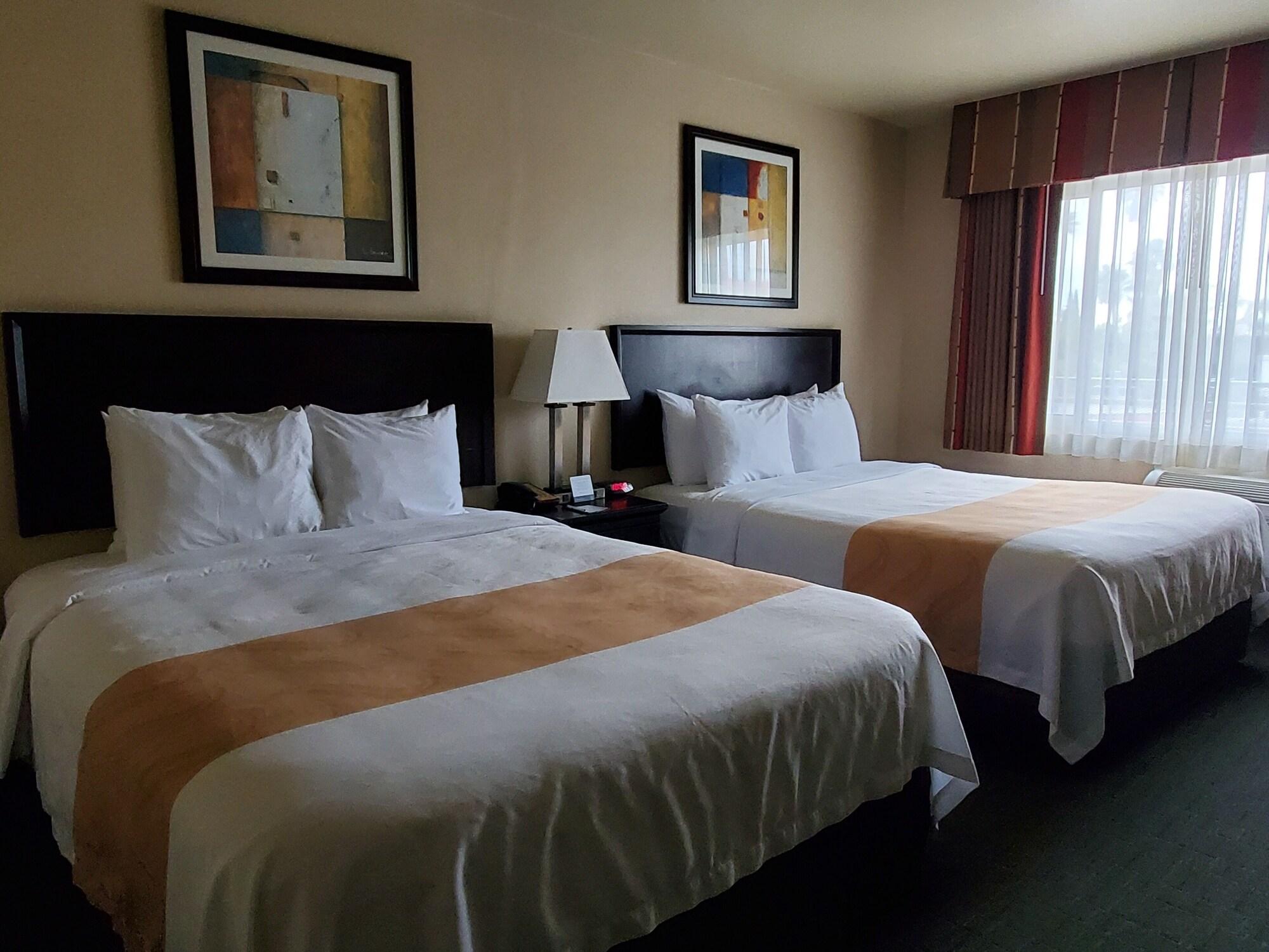 Quality Inn & Suites Anaheim At The Park Eksteriør bilde