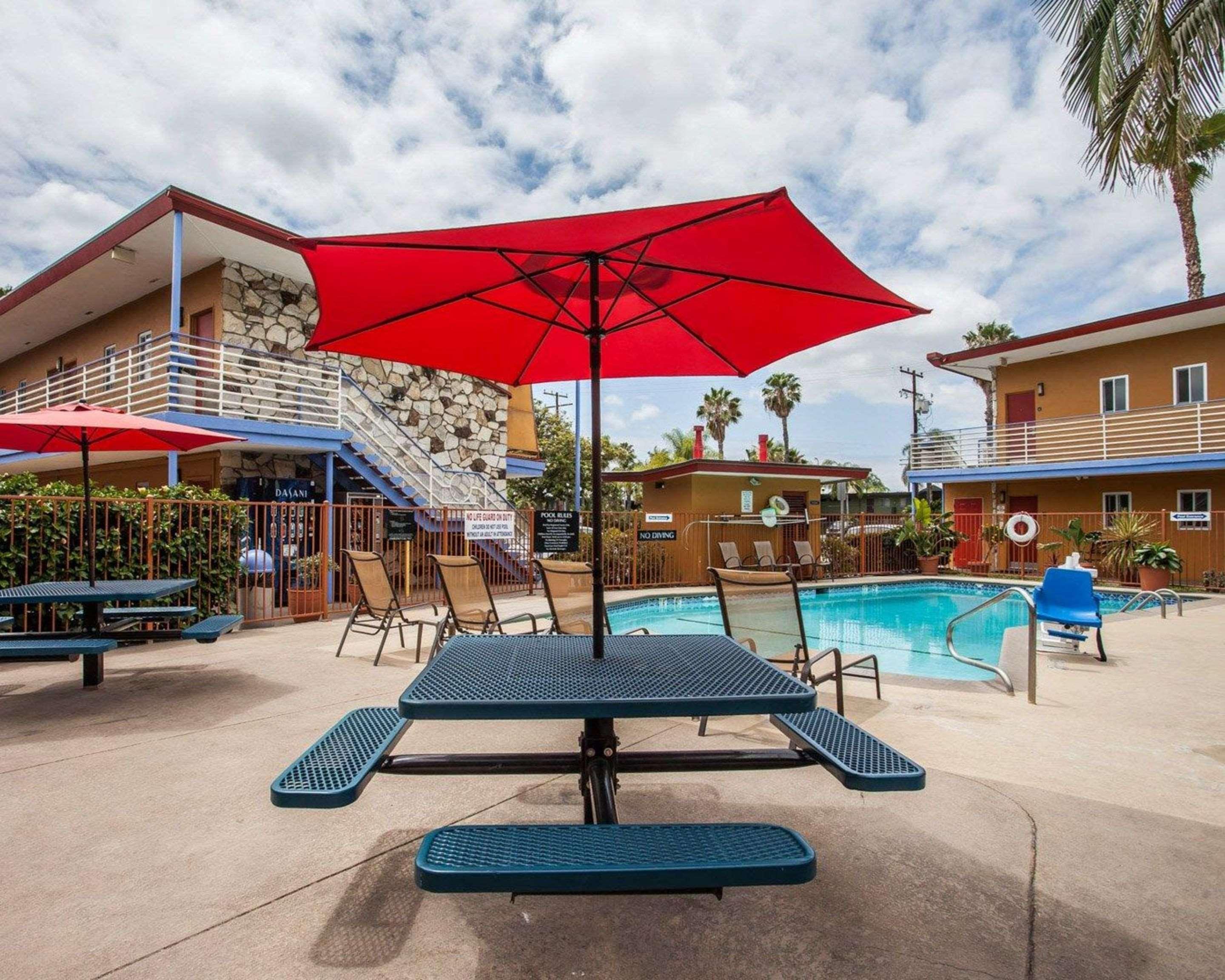 Quality Inn & Suites Anaheim At The Park Eksteriør bilde