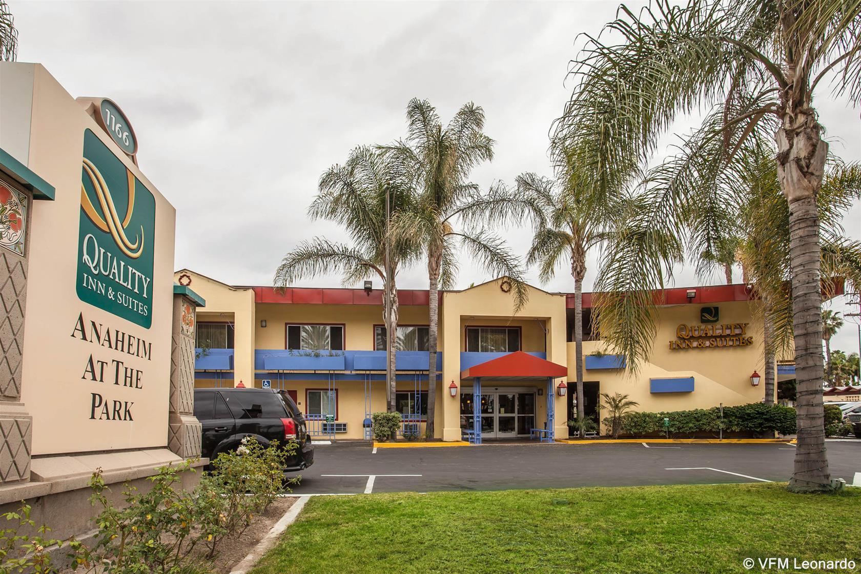 Quality Inn & Suites Anaheim At The Park Eksteriør bilde