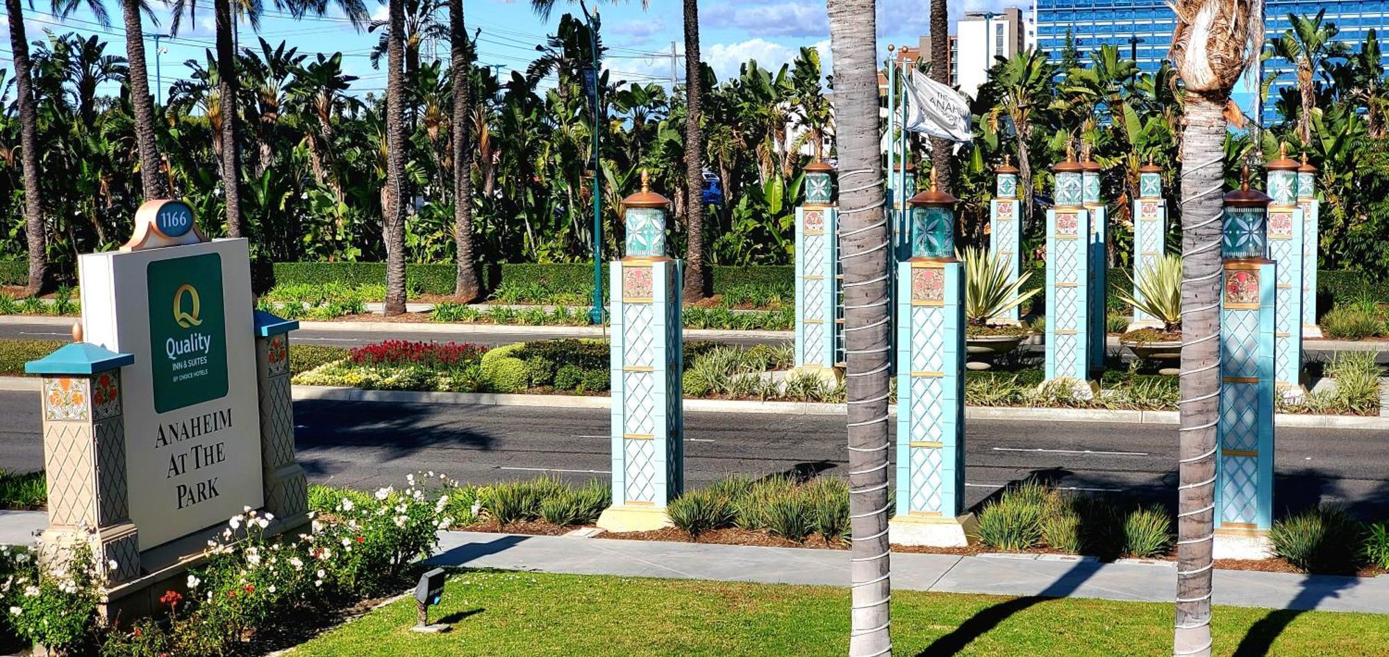 Quality Inn & Suites Anaheim At The Park Eksteriør bilde